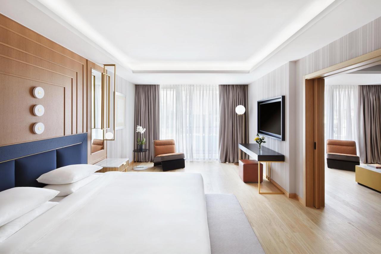 Suite Angolare con Letto King-Size